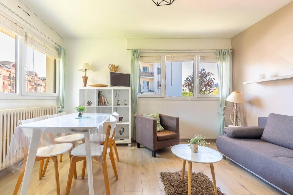 Appart Cosy Annecy Parking Et Velos Gratuit Esterno foto